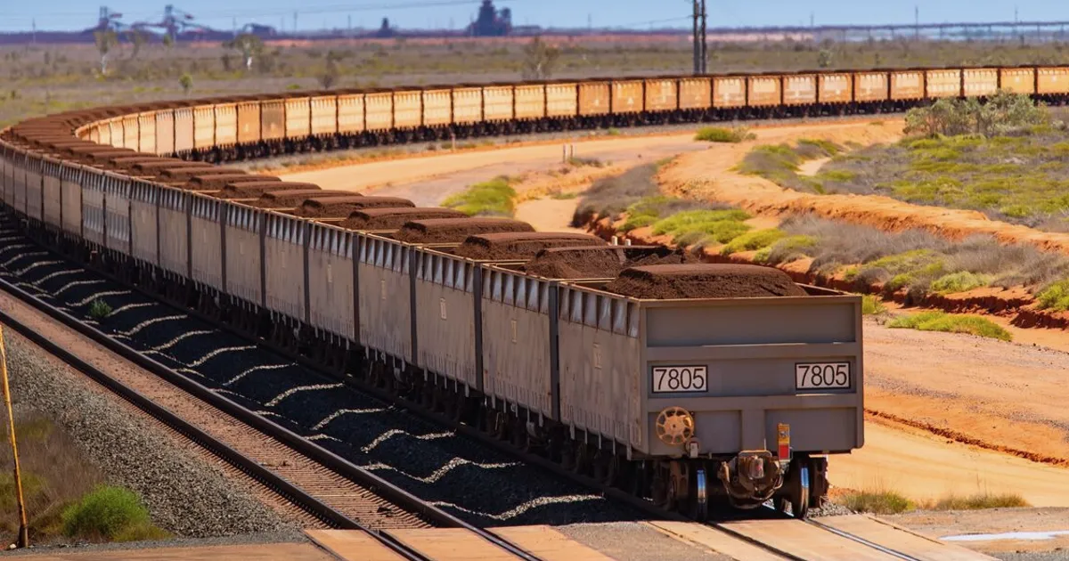 Iron Ore Drops Below $100 as Supply Glut Weighs on Outlook