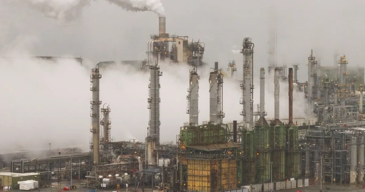 EUA liberam 53,3 milhões de barris da SPR para conter os preços do petróleo