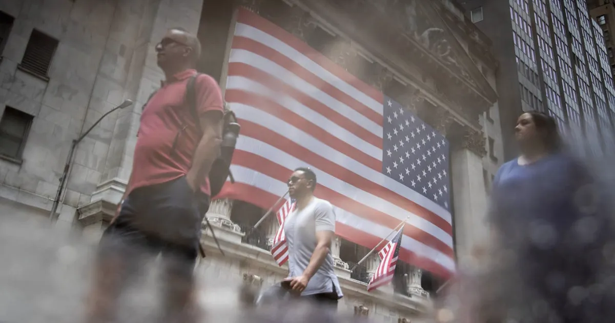 New York Fed Survey Shows US Households Under Growing Financial Strain