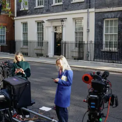 Les actifs britanniques chutent alors que le mandat de Starmer est au bord de l'effondrement