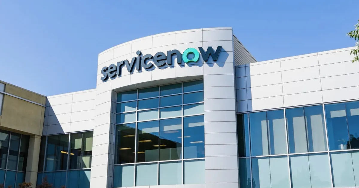 Cổ phiếu ServiceNow, Salesforce dẫn đầu đà tăng ngành phần mềm khi mối đe dọa từ OpenAI giảm