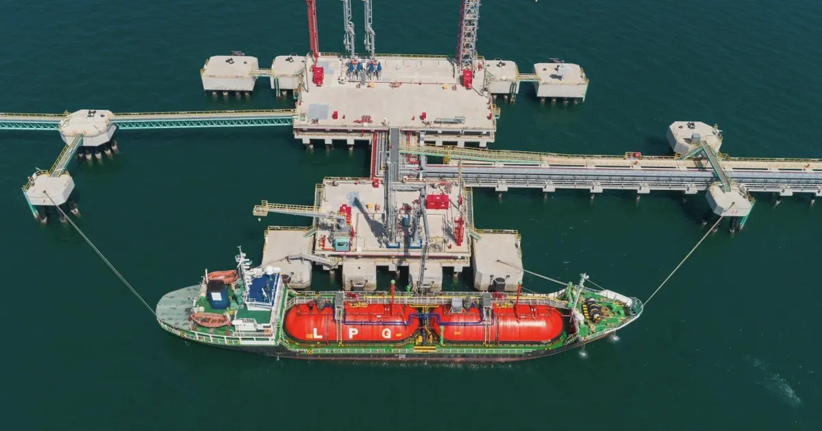 Pakistan có kế hoạch tăng nhập khẩu LPG và cân nhắc dầu thô Iran giá rẻ