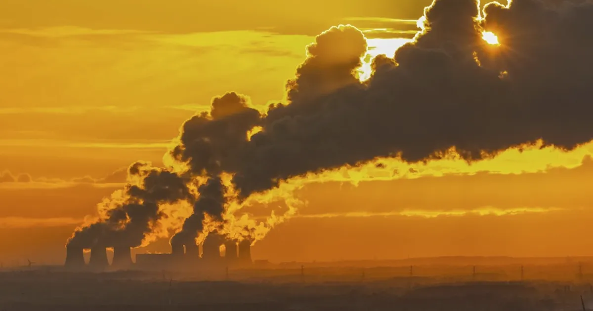 Conferência climática dissidente desafia o processo COP sobre combustíveis fósseis