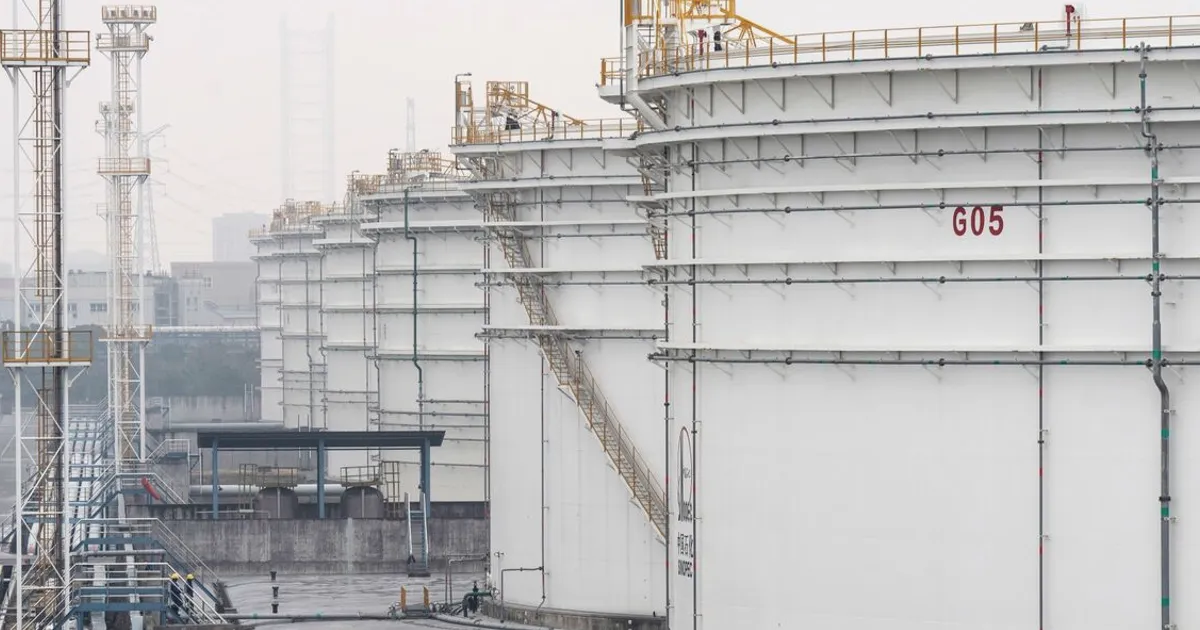 China Energy Imports Plunge as Hormuz Crisis Disrupts Supply