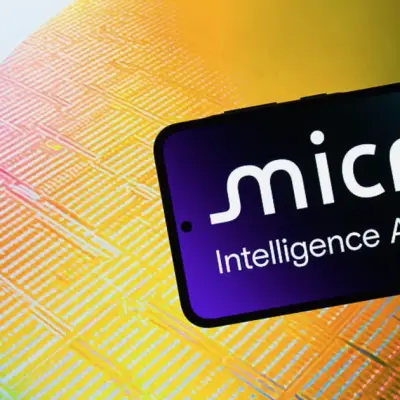 Desplome tecnológico golpea S&P 500 y Nasdaq; Micron cae 13%
