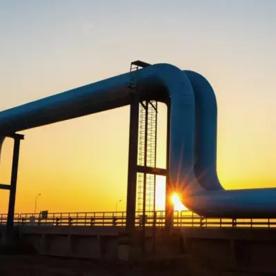 Canada and Alberta Sign Deal for New West Coast Oil Pipeline