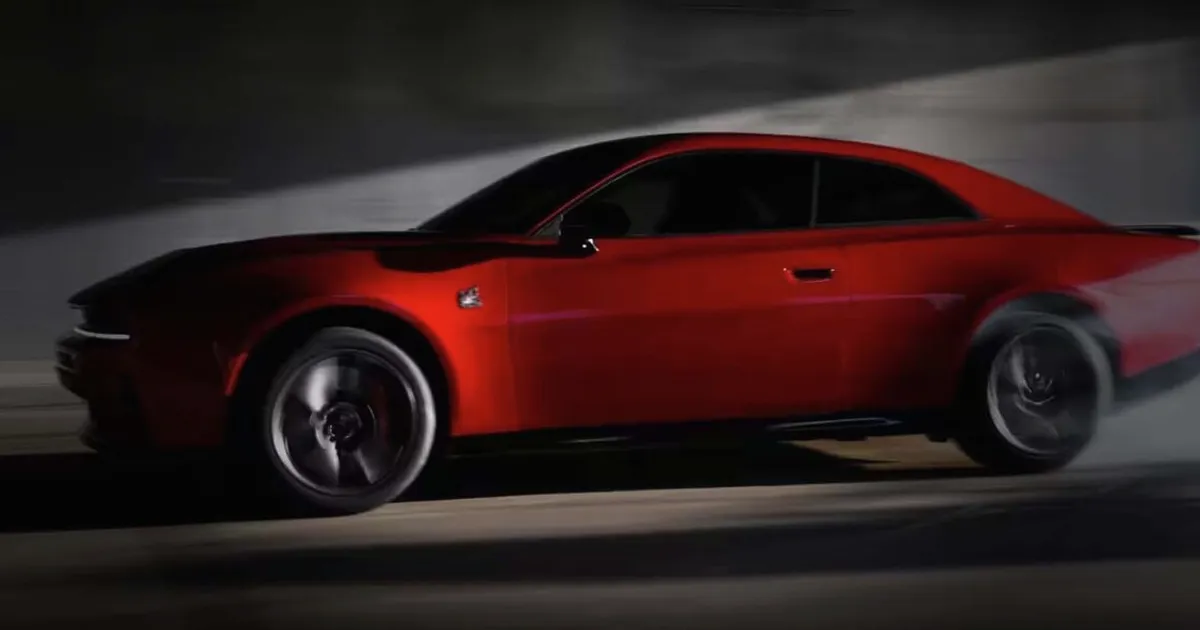 Chrysler Reverses Luxury Strategy, Turns to $30k Models