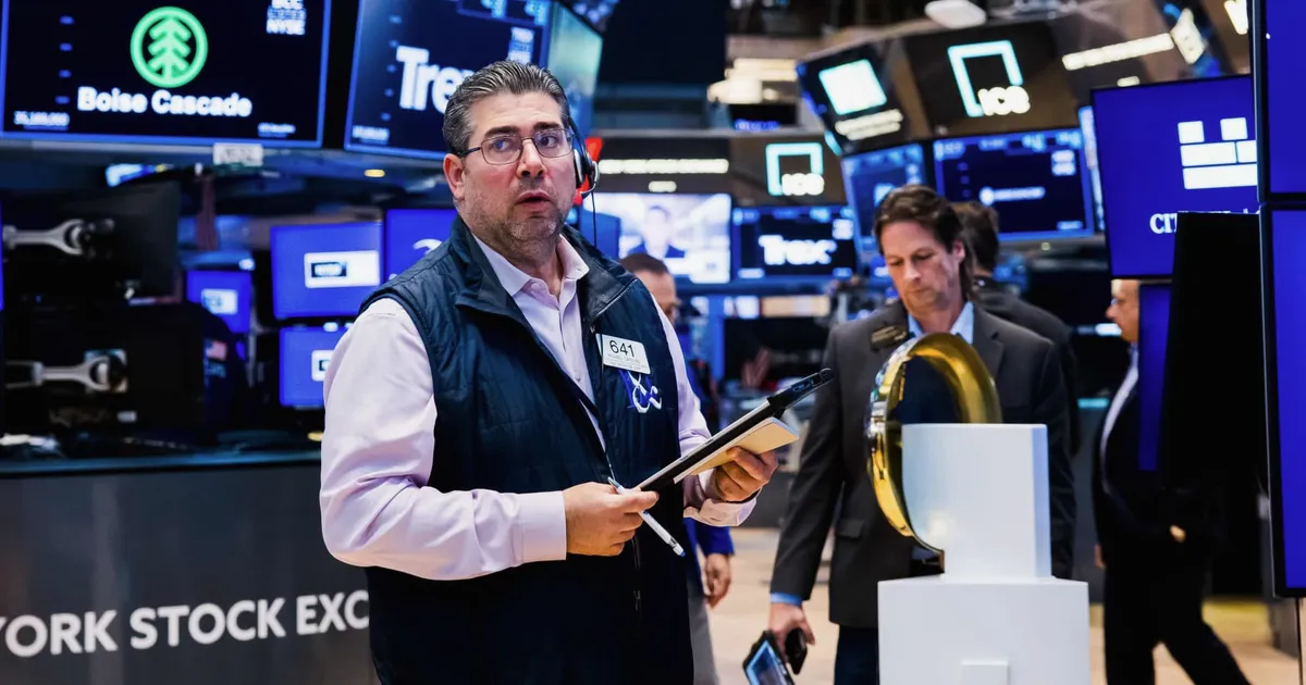 Cigna Stock Draws Traders Seeking Stability Amid Volatility Surge