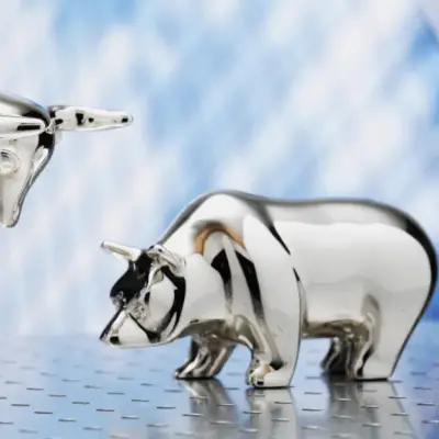 iShares Silver ETF Plunges 35% – What Gold Traders Should Watch Next