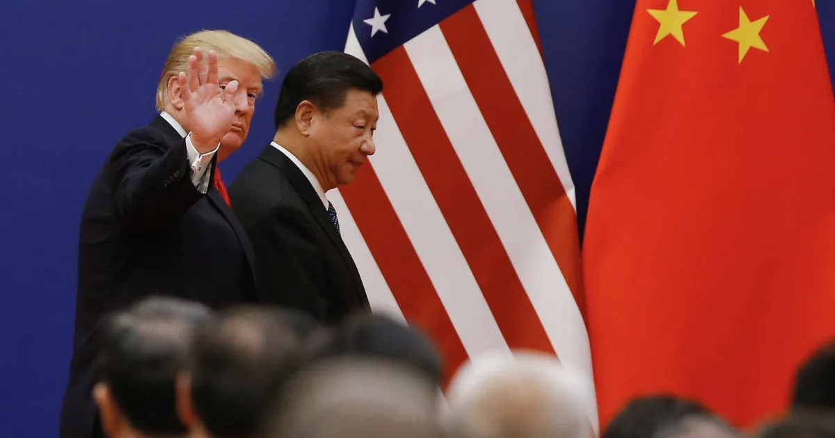 Solana cai 5%, bitcoin abaixo de US$ 80.000 com Xi alertando Trump sobre conflito em Taiwan