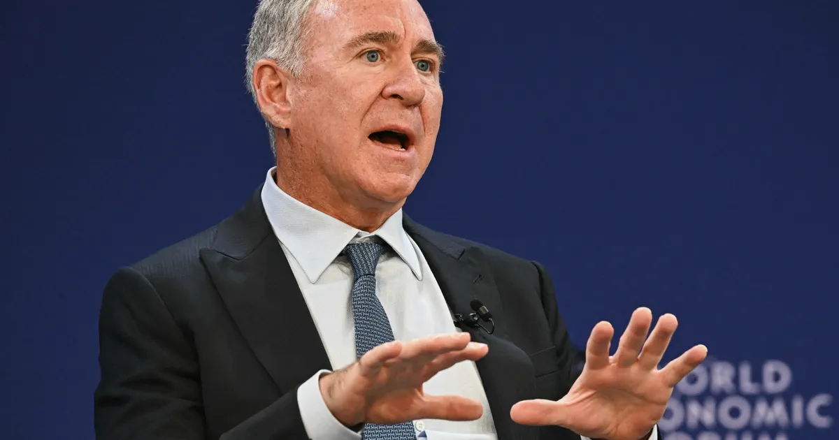 Ken Griffin prévient que l'inflation frappe toujours les Américains avec des œufs à 8 $