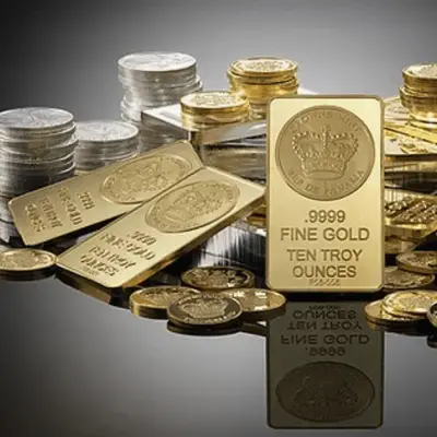 Gold Eases as US-Iran Talks, Inflation Worries Weigh