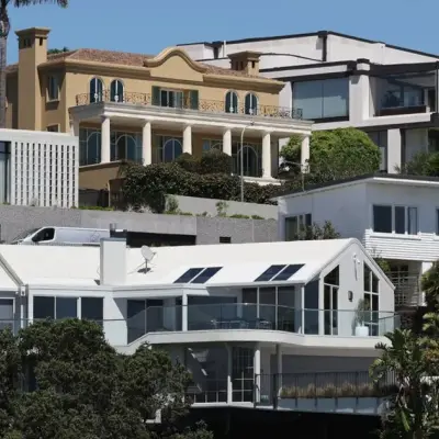 New Zealand House Prices Hit Three-Year Low as Oil Shock Bites