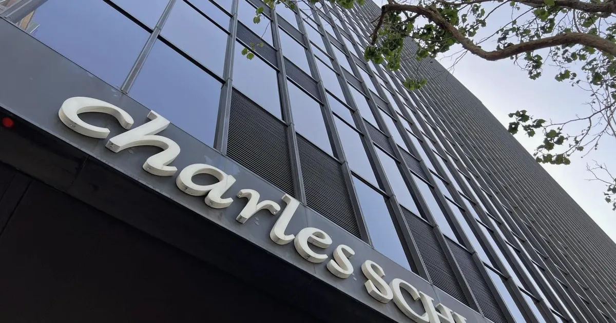 Charles Schwab ra mắt giao dịch crypto giao ngay cho khách hàng Mỹ