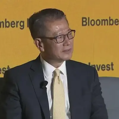 Hong Kong Economy Shows Strong Momentum, Financial Secretary Says