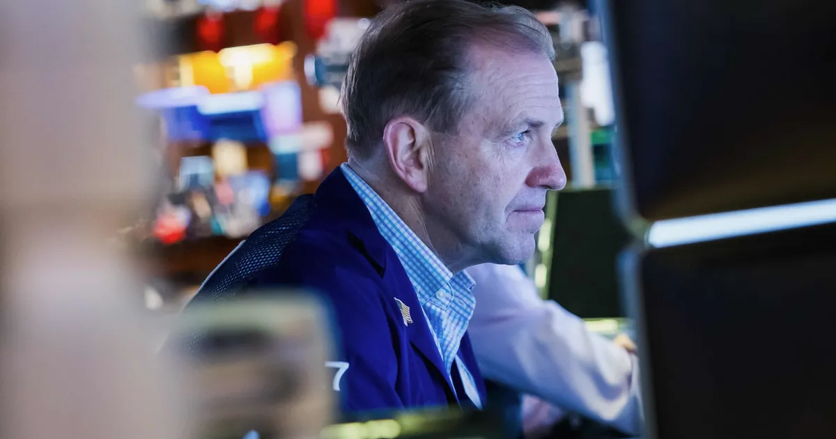 Khoảng cách kỷ lục giữa S&P 500 ổn định và biến động cổ phiếu