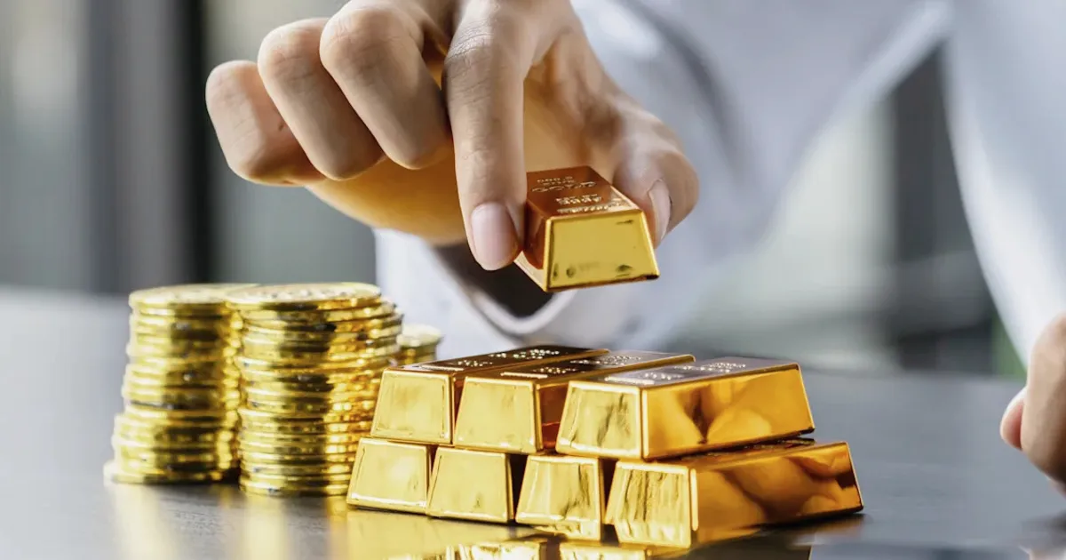 Gold IRA vs. Gold ETF in 2026: A 28% tax difference most investors miss