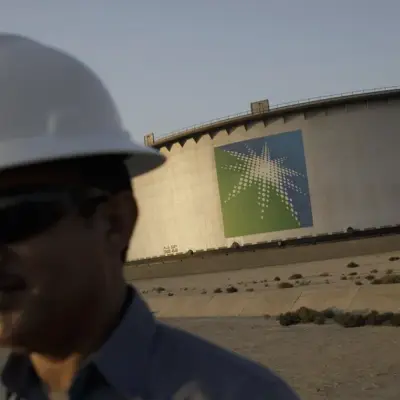 CEO de Aramco advierte sobre larga interrupción del mercado petrolero mientras ganancias saltan