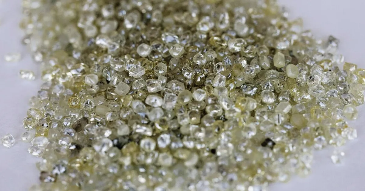Former De Beers CEO Gareth Penny Leads Race to Buy Diamond Giant