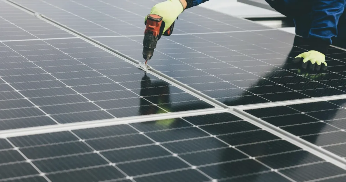 Solar Overtakes Coal in US Power Mix for First Full Month