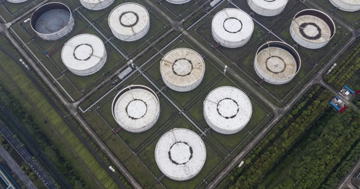 Importações de petróleo bruto da China caem para o menor nível desde 2018