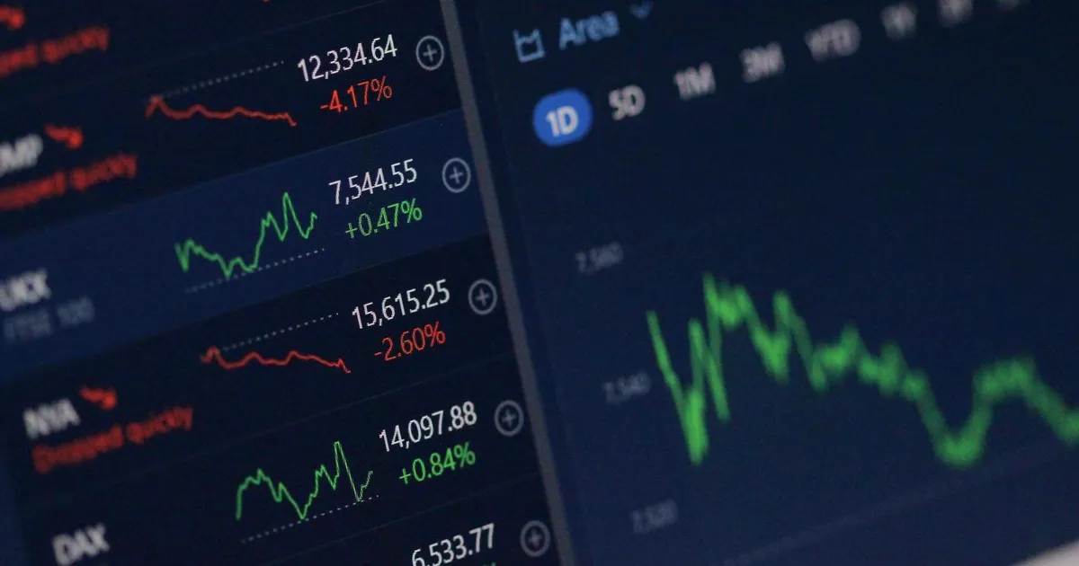JPMorgan : le 'trade de dévaluation' perd de la vigueur alors que les craintes d'inflation s'apaisent