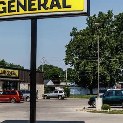 CEO Dollar General: chi phí xăng cao khiến khách mua ít thực phẩm hơn
