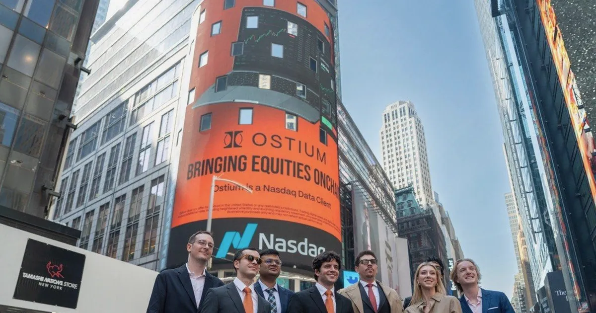 Exchange DeFi primero en ofrecer perpetuos de acciones con datos de Nasdaq