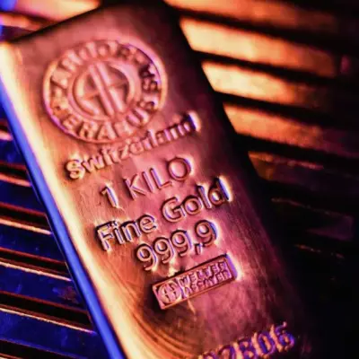 Gold Steadies as Traders Weigh US-Iran Efforts to End Attacks