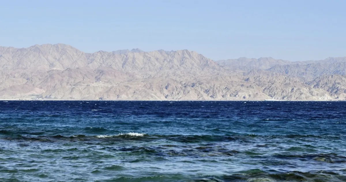 Brent Hits $94 as Houthis Ban Israeli Ships in Red Sea