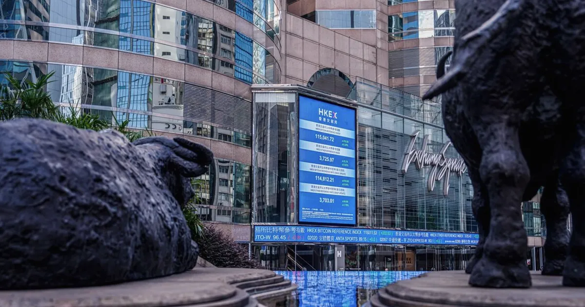 GM-Backed Momenta Debuts in Hong Kong After $752 Million IPO
