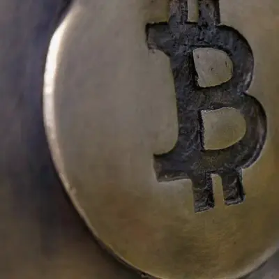 Satoshi-Era Bitcoin Moves After 14 Years Amid $285B Lawsuit