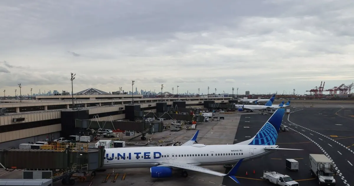 United Returns to Junk Muni Market With $256M Kitchen Deal