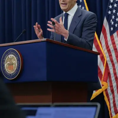 Fed Minutes Reveal Some Officials Saw Case for June Rate Hike