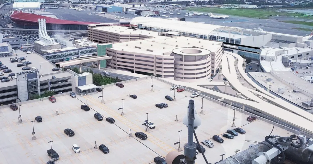Boston Airport Borrows $812M for Revamp as Traffic Soars