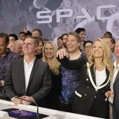 Nhà đầu tư thụ động buộc phải sở hữu cổ phiếu SpaceX sau khi vào chỉ số