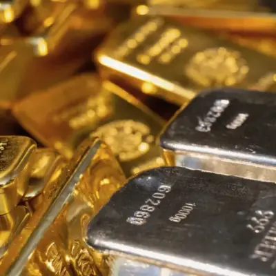 Vàng và bạc giảm mạnh khi Mỹ-Iran leo thang: Citi dự báo còn giảm thêm