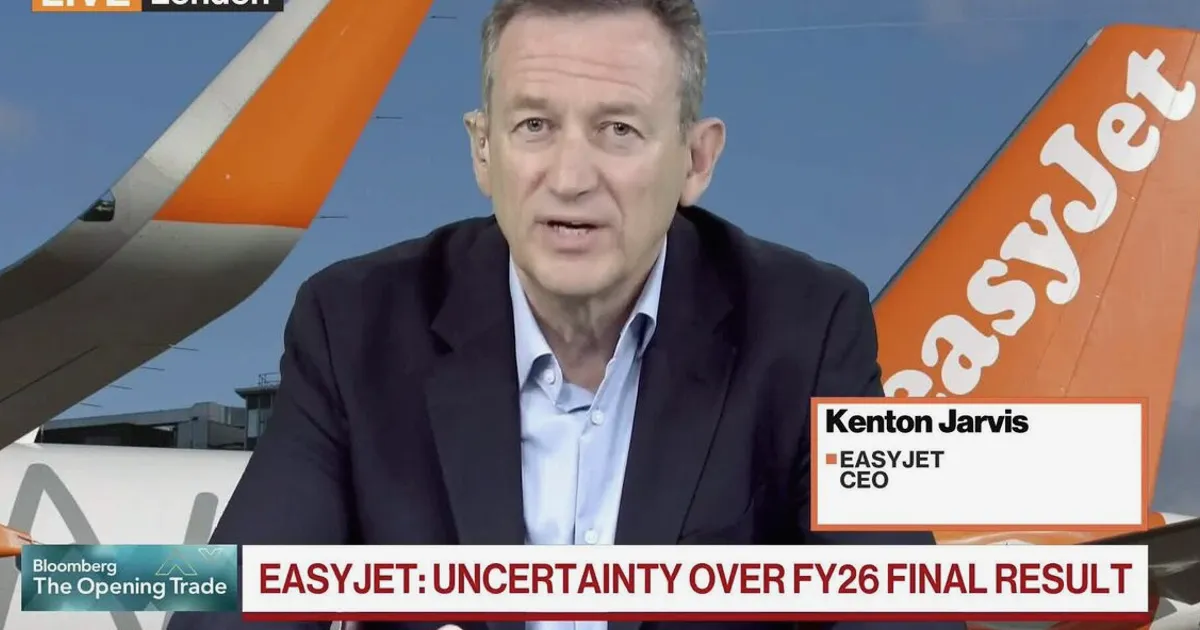 EasyJet CEO Flags Caution on Summer Bookings, Fuel Hedging