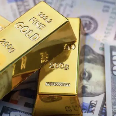 Gold skirmishes near $4,000 as it heads for worst quarter in 13 years