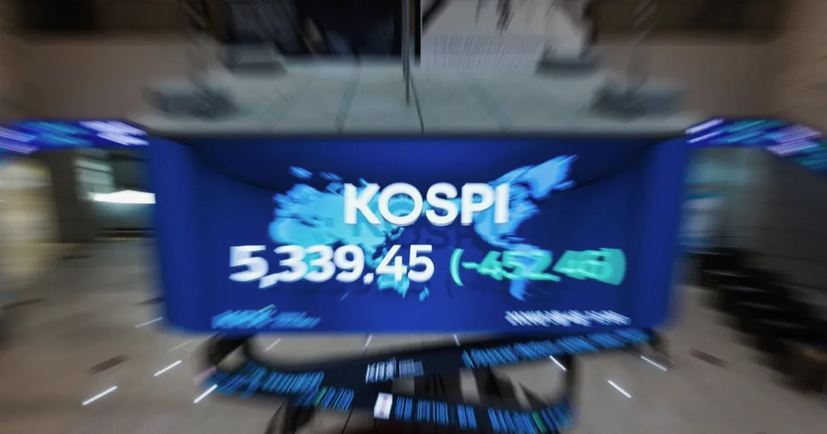 AI Divergence Splits Tech Stocks Into Winners and Losers